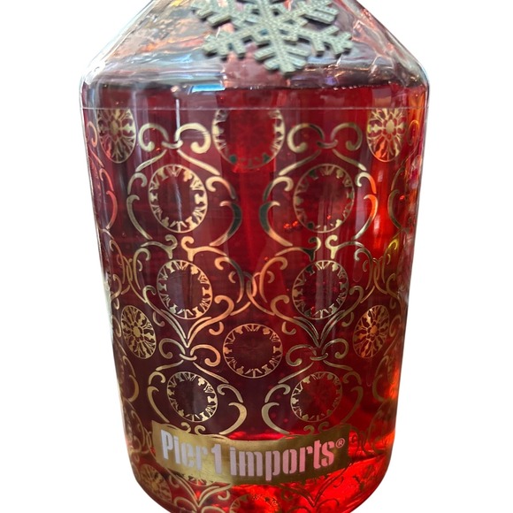 Pier 1 Imports vtg Holiday Hand Soap 16.9oz Lotion 7.9oz Set Snowflake Design - Picture 3 of 6